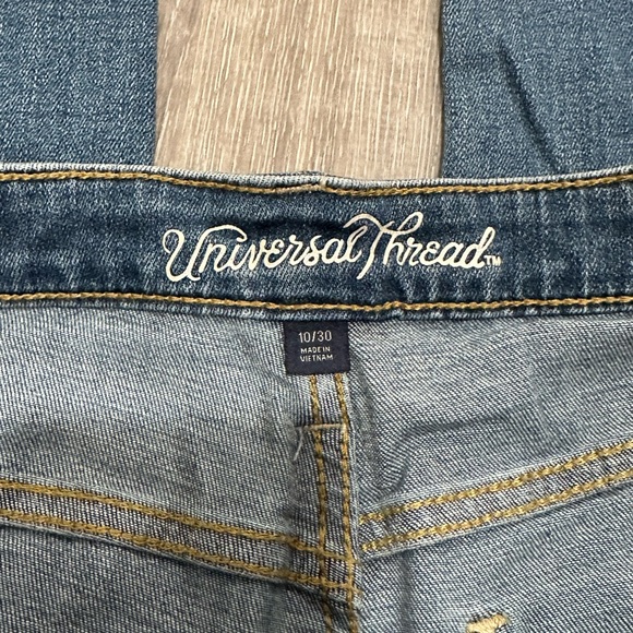Universal Thread High Rise Straight Crop Jeans - Picture 3 of 6